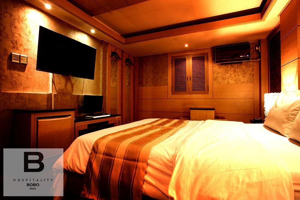 Bobo Hotel Hongdae Seoul Exterior photo
