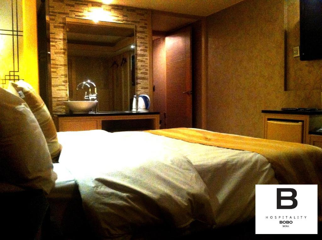 Bobo Hotel Hongdae Seoul Room photo