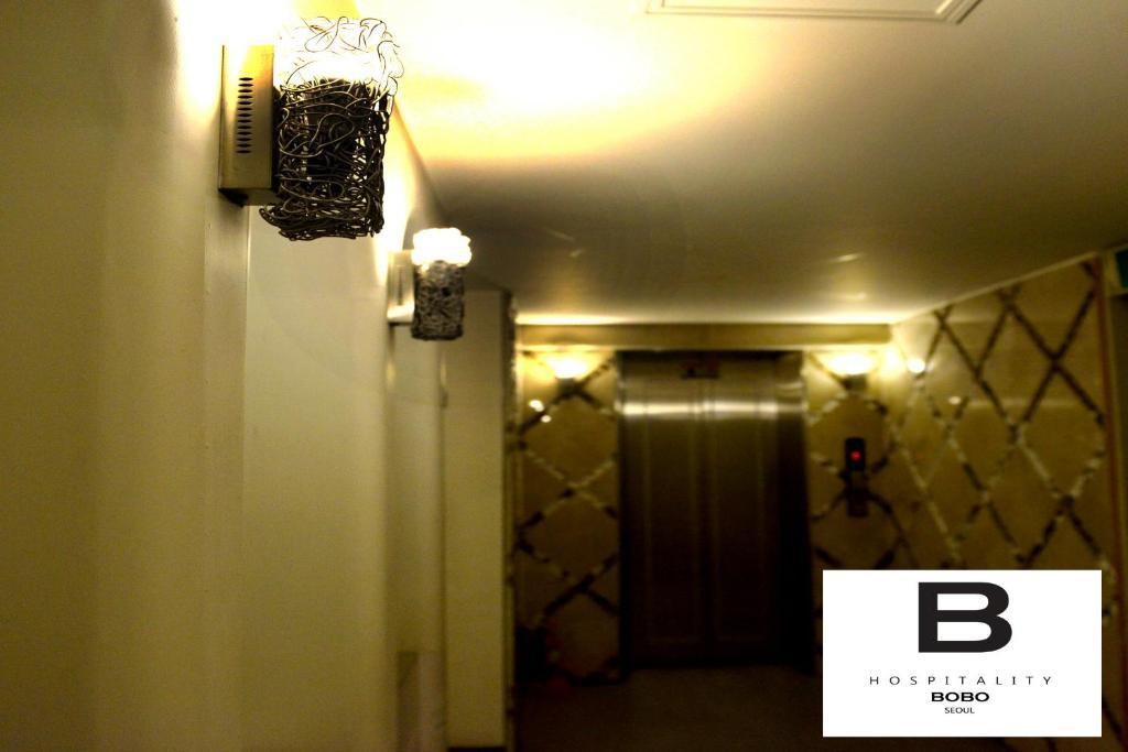 Bobo Hotel Hongdae Seoul Room photo