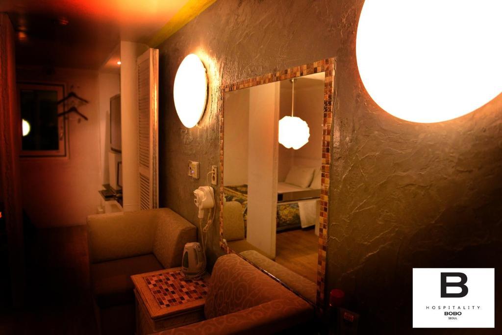 Bobo Hotel Hongdae Seoul Room photo