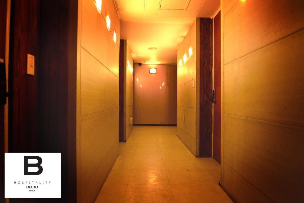 Bobo Hotel Hongdae Seoul Room photo