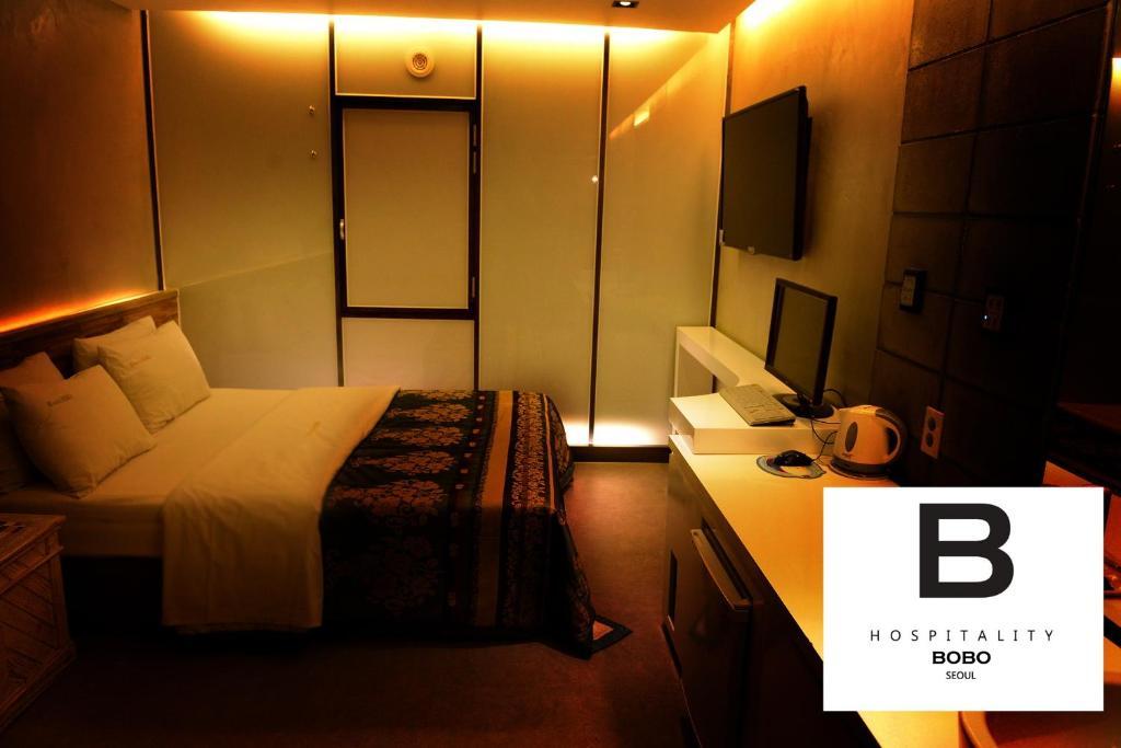 Bobo Hotel Hongdae Seoul Room photo