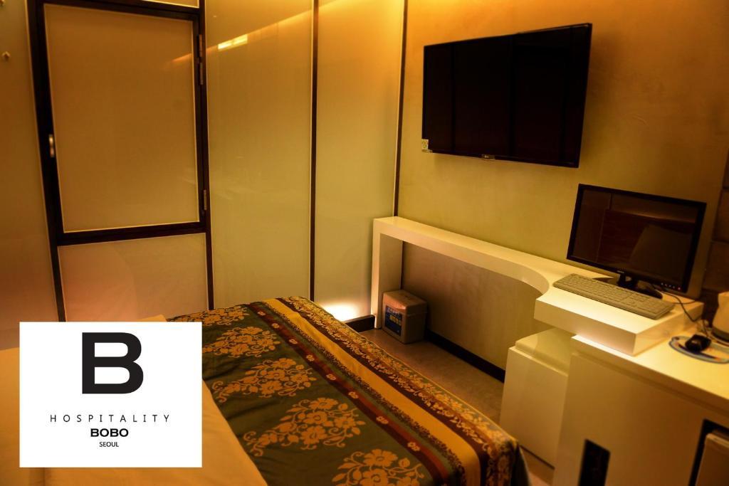 Bobo Hotel Hongdae Seoul Room photo