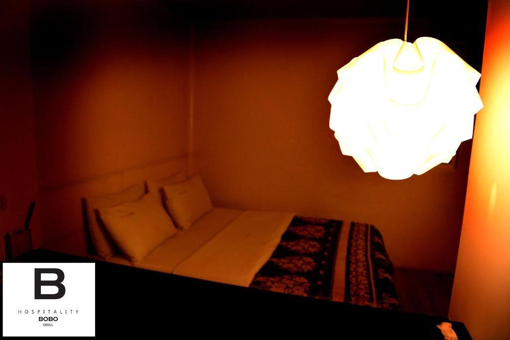 Bobo Hotel Hongdae Seoul Room photo