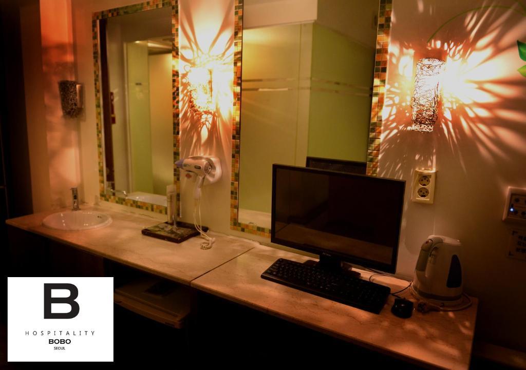 Bobo Hotel Hongdae Seoul Room photo